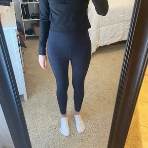 Athleta ultra high rise salutation stash ii 7/8 navy size medium